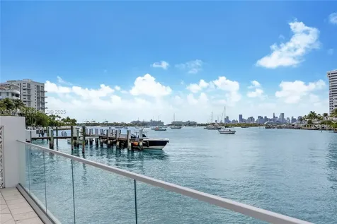 1450 Lincoln Road Miami Beach FL 33139