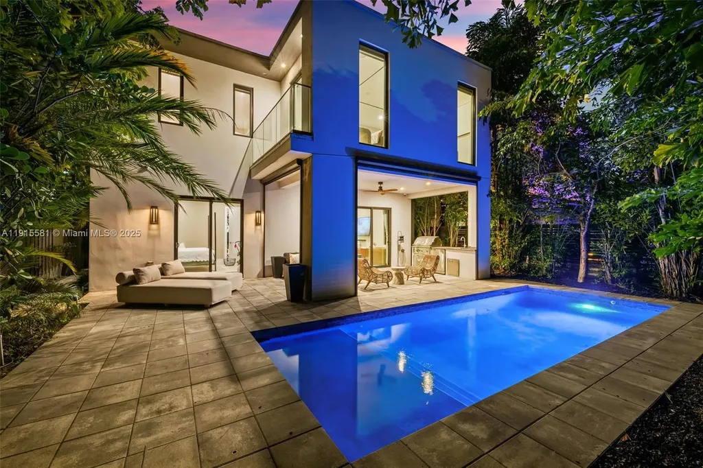 624 N Victoria Park Road Fort Lauderdale FL 33304