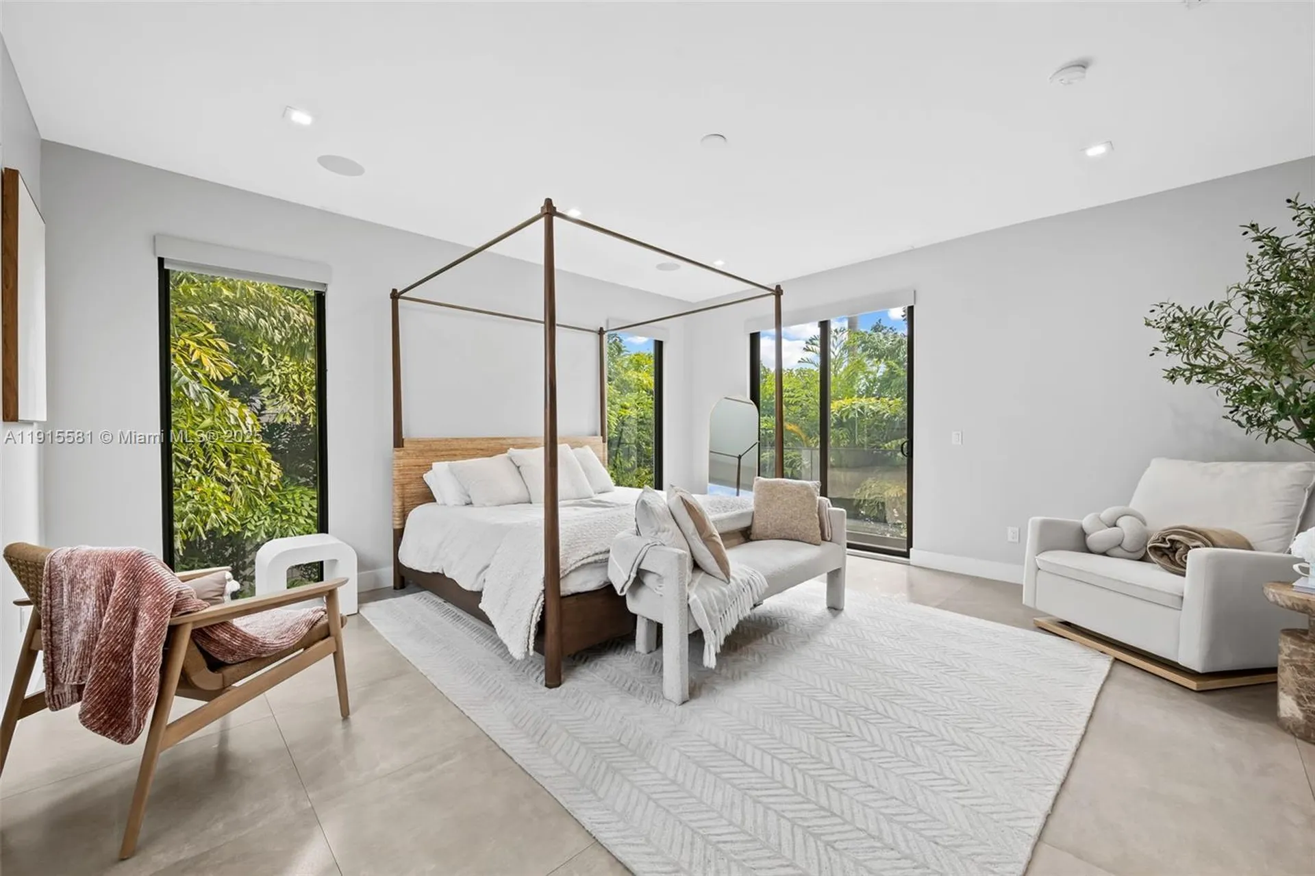 624 N Victoria Park Road Fort Lauderdale FL 33304