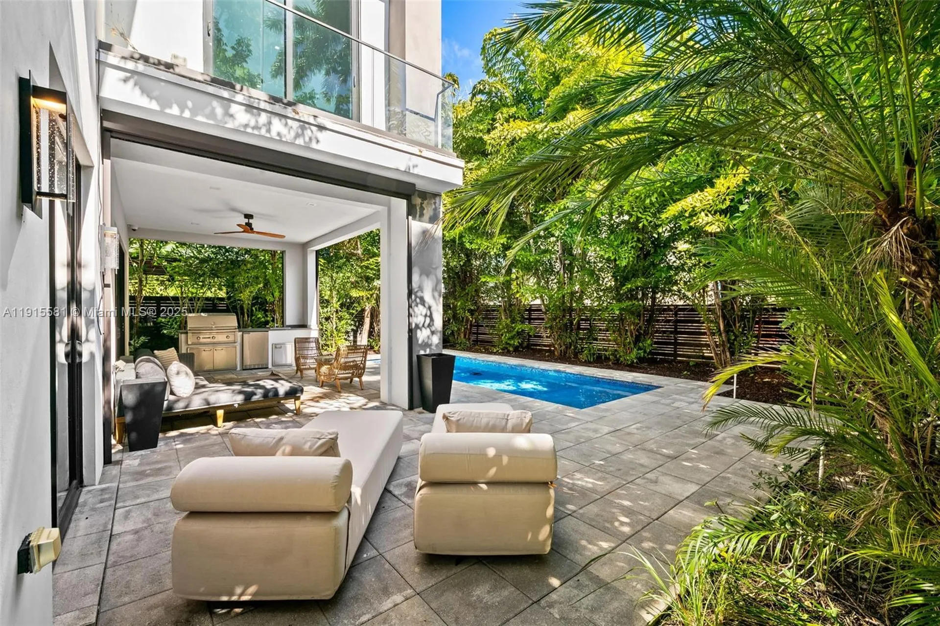 624 N Victoria Park Road Fort Lauderdale FL 33304