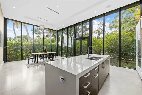 624 N Victoria Park Road Fort Lauderdale FL 33304