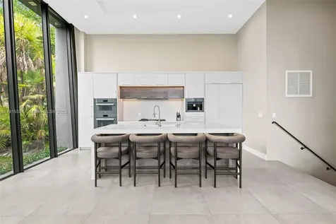 624 N Victoria Park Road Fort Lauderdale FL 33304