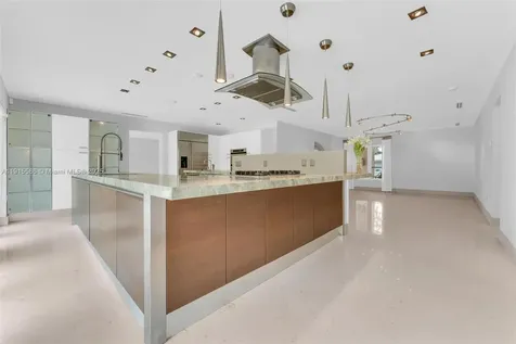 7261 W Troon Circle Miami Lakes FL 33014