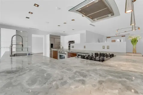 7261 W Troon Circle Miami Lakes FL 33014