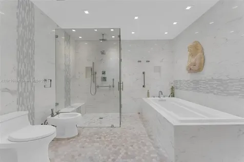 7261 W Troon Circle Miami Lakes FL 33014