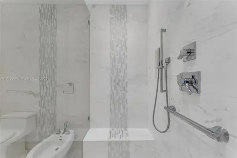7261 W Troon Circle Miami Lakes FL 33014