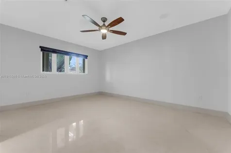 7261 W Troon Circle Miami Lakes FL 33014