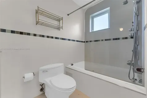 7261 W Troon Circle Miami Lakes FL 33014