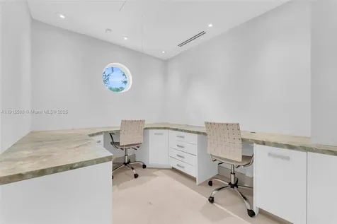 7261 W Troon Circle Miami Lakes FL 33014