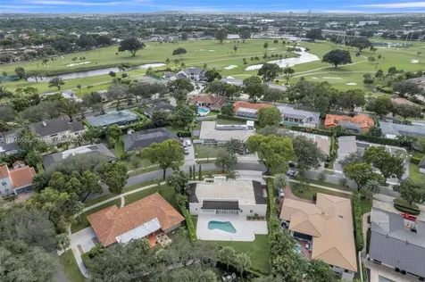 7261 W Troon Circle Miami Lakes FL 33014