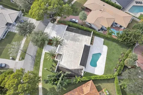 7261 W Troon Circle Miami Lakes FL 33014