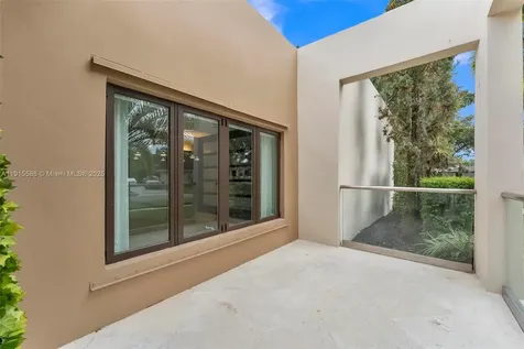 7261 W Troon Circle Miami Lakes FL 33014