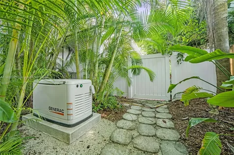 8225 SW 151st Street Palmetto Bay FL 33158