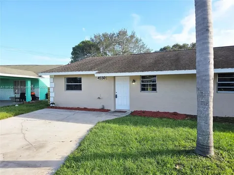 4550 SE Salvatori Road Stuart FL 34997
