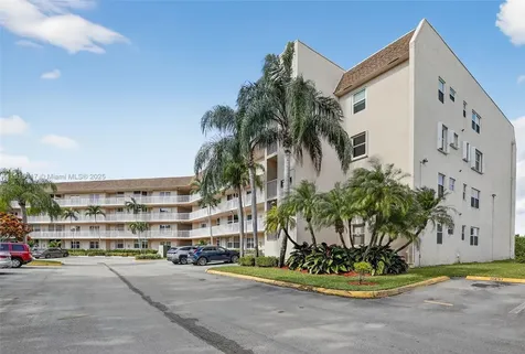2521 NW 104th Avenue Sunrise FL 33322