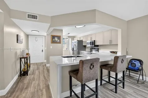 2521 NW 104th Avenue Sunrise FL 33322