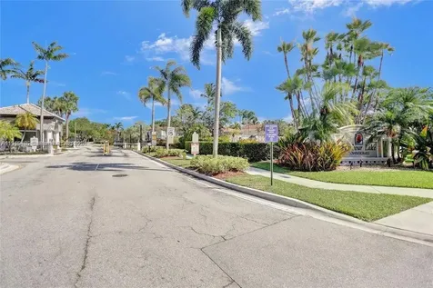 2802 SW 128 Way Miramar FL 33027