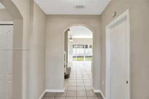 2802 SW 128 Way Miramar FL 33027