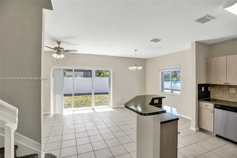 2802 SW 128 Way Miramar FL 33027