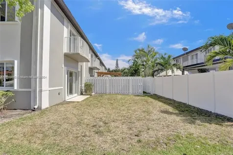 2802 SW 128 Way Miramar FL 33027