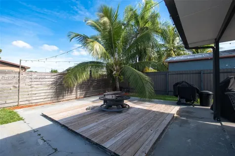10431 SW 93rd Street Miami FL 33176