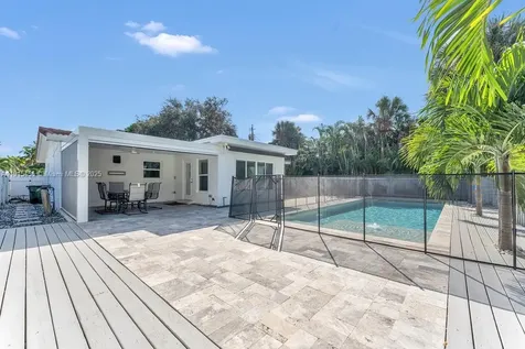 801 NE 19th Terrace Fort Lauderdale FL 33304