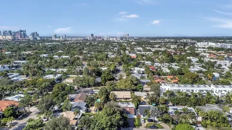 801 NE 19th Terrace Fort Lauderdale FL 33304