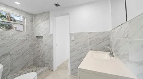 760 NW 126th Street North Miami FL 33168