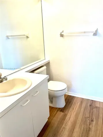 7886 Dixie Beach Circle Tamarac FL 33321
