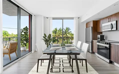 3830 NW 11th Street Miami FL 33126