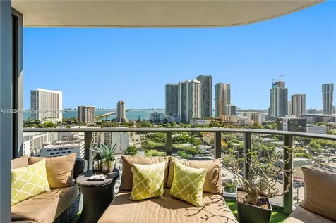 121 NE 34th Street Miami FL 33137