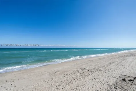 3546 S Ocean Boulevard South Palm Beach FL 33480