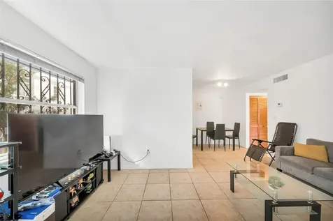 1530 Pennsylvania Avenue Miami Beach FL 33139