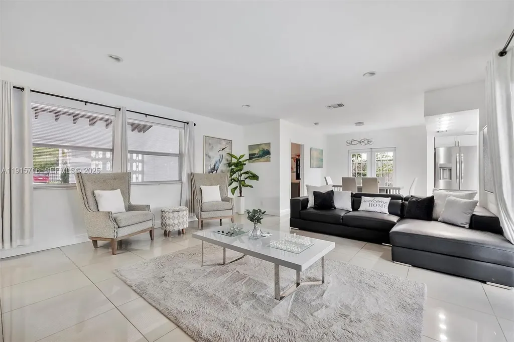 5800 NE 18th Avenue Fort Lauderdale FL 33334