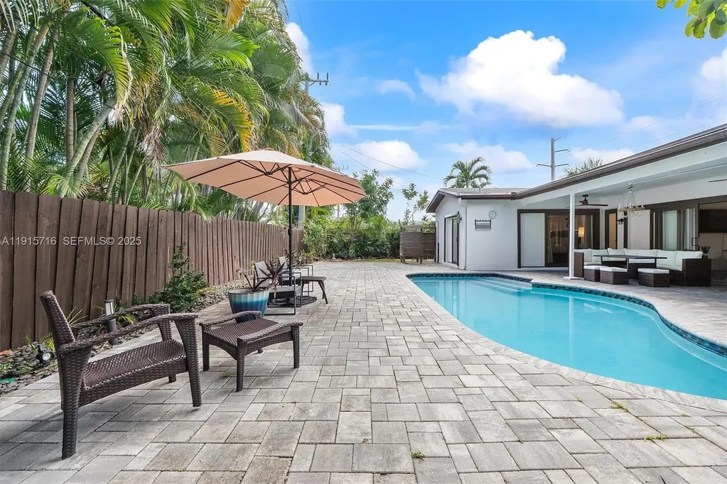 5800 NE 18th Avenue Fort Lauderdale FL 33334