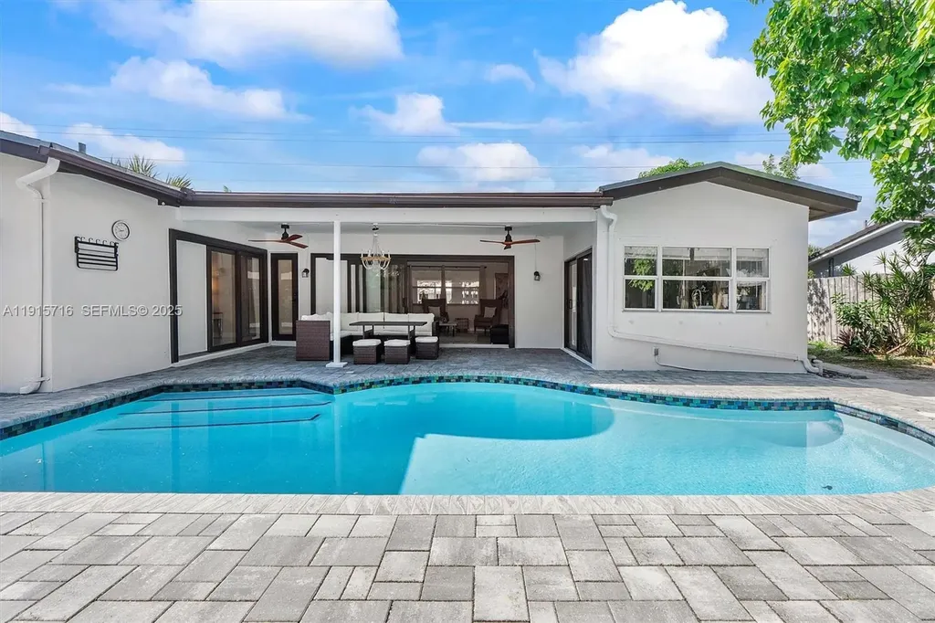 5800 NE 18th Avenue Fort Lauderdale FL 33334