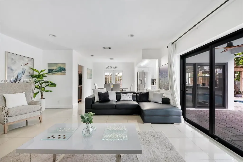 5800 NE 18th Avenue Fort Lauderdale FL 33334