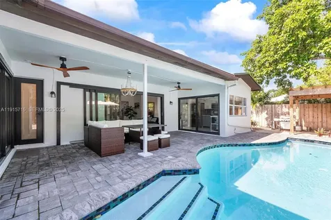 5800 NE 18th Avenue Fort Lauderdale FL 33334