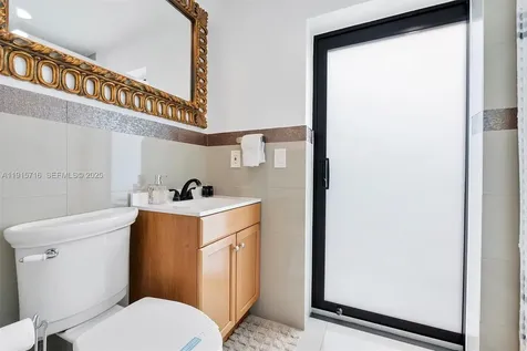 5800 NE 18th Avenue Fort Lauderdale FL 33334