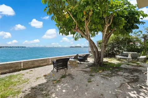 7845 NE Bayshore Court Miami FL 33138