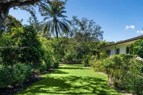 12050 Moss Ranch Road Pinecrest FL 33156