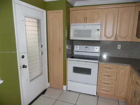 1501 NE 191st Street Miami FL 33179