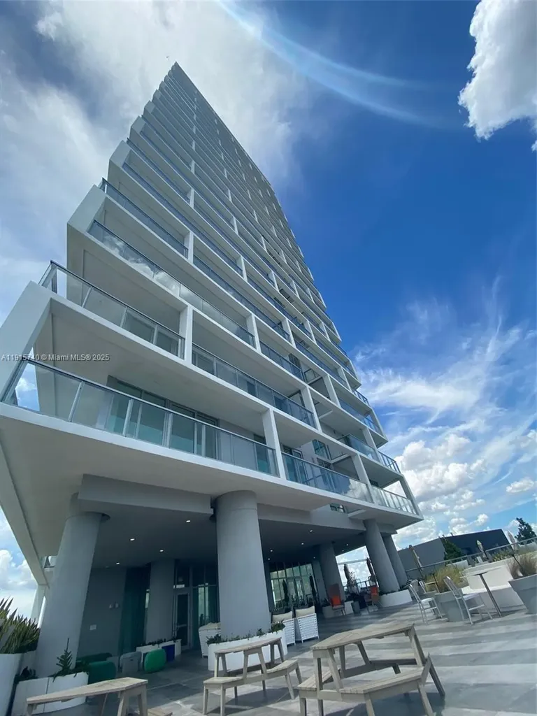 2000 Metropica Way Sunrise FL 33323