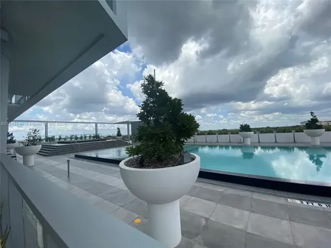2000 Metropica Way Sunrise FL 33323