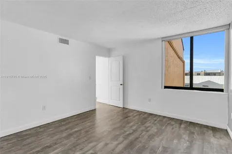 10400 SW 108 Avenue Miami FL 33176