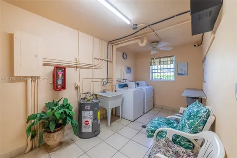 505 E Dania Beach Boulevard Dania Beach FL 33004