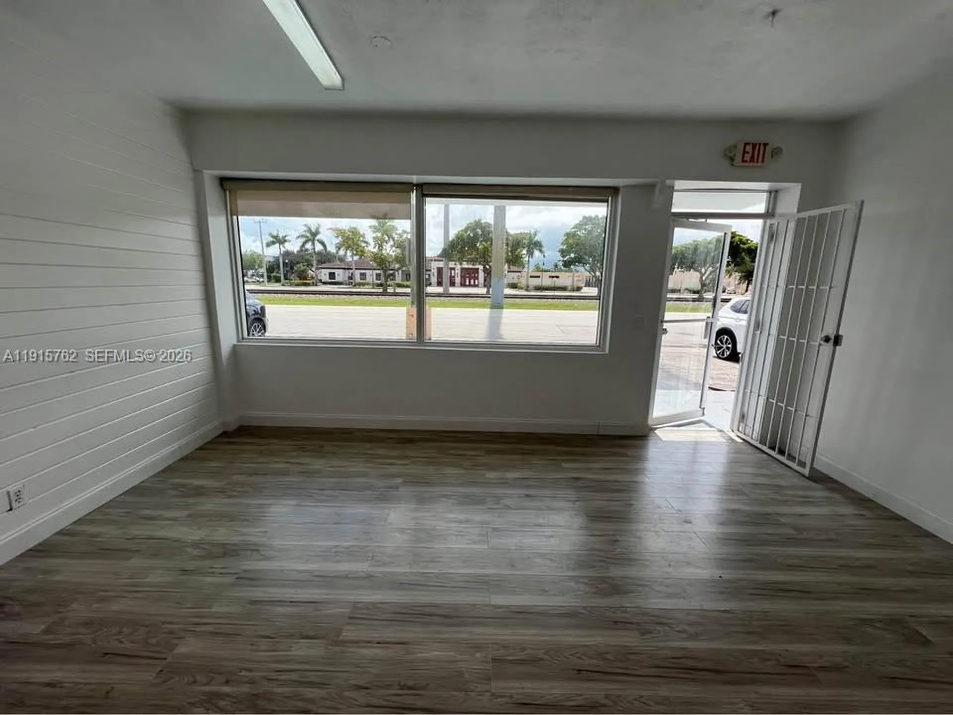 1812 N Dixie Highway Hollywood FL 33020