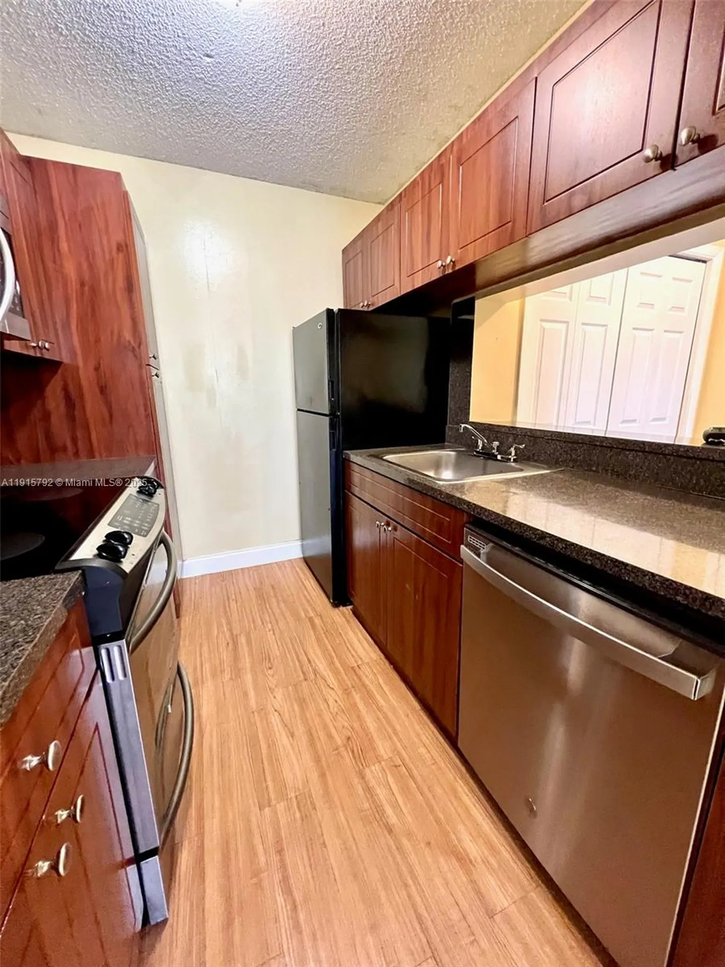 4561 W Mcnab Road Pompano Beach FL 33069