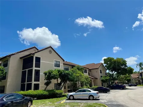 4561 W Mcnab Road Pompano Beach FL 33069