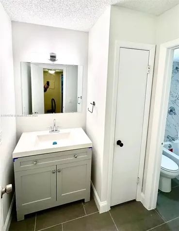 4561 W Mcnab Road Pompano Beach FL 33069